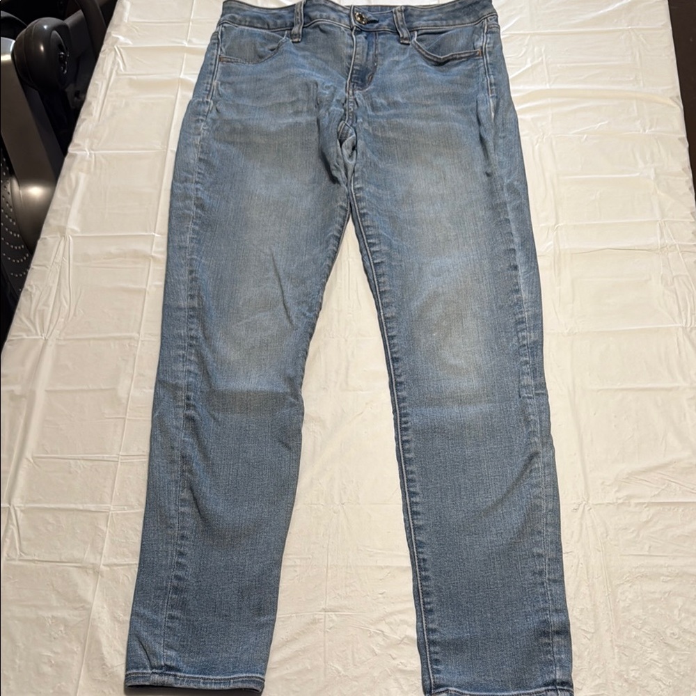 American Eagle Outfitters Classic Blue Jean Jeggings size 6 Regular